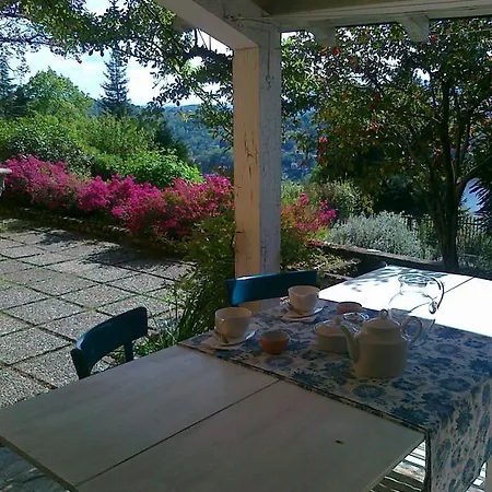 Bed & Breakfast Artemisia Labiena Laveno-Mombello